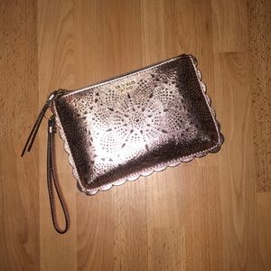💖🌺NWT Victoria’s Secret wristlet💖🌺